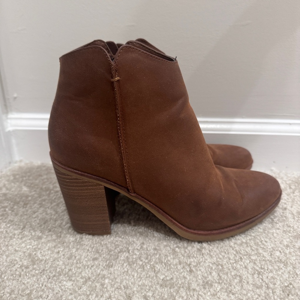 Mia Brown Ankle Boots